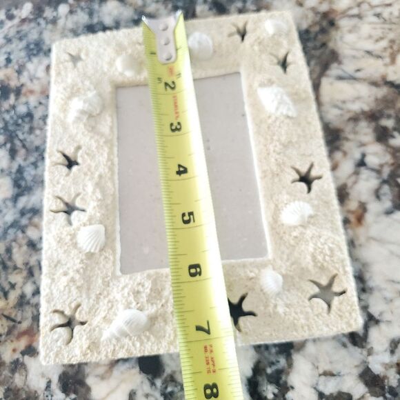 3D sandstone type frame with shells - Picture 5 of 6